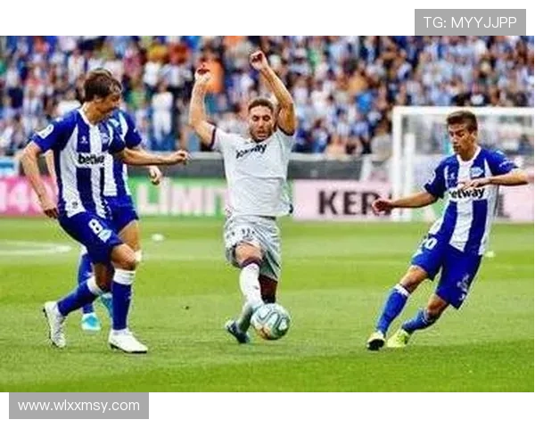 苏亚雷斯建功，阿拉维斯击败西班牙人